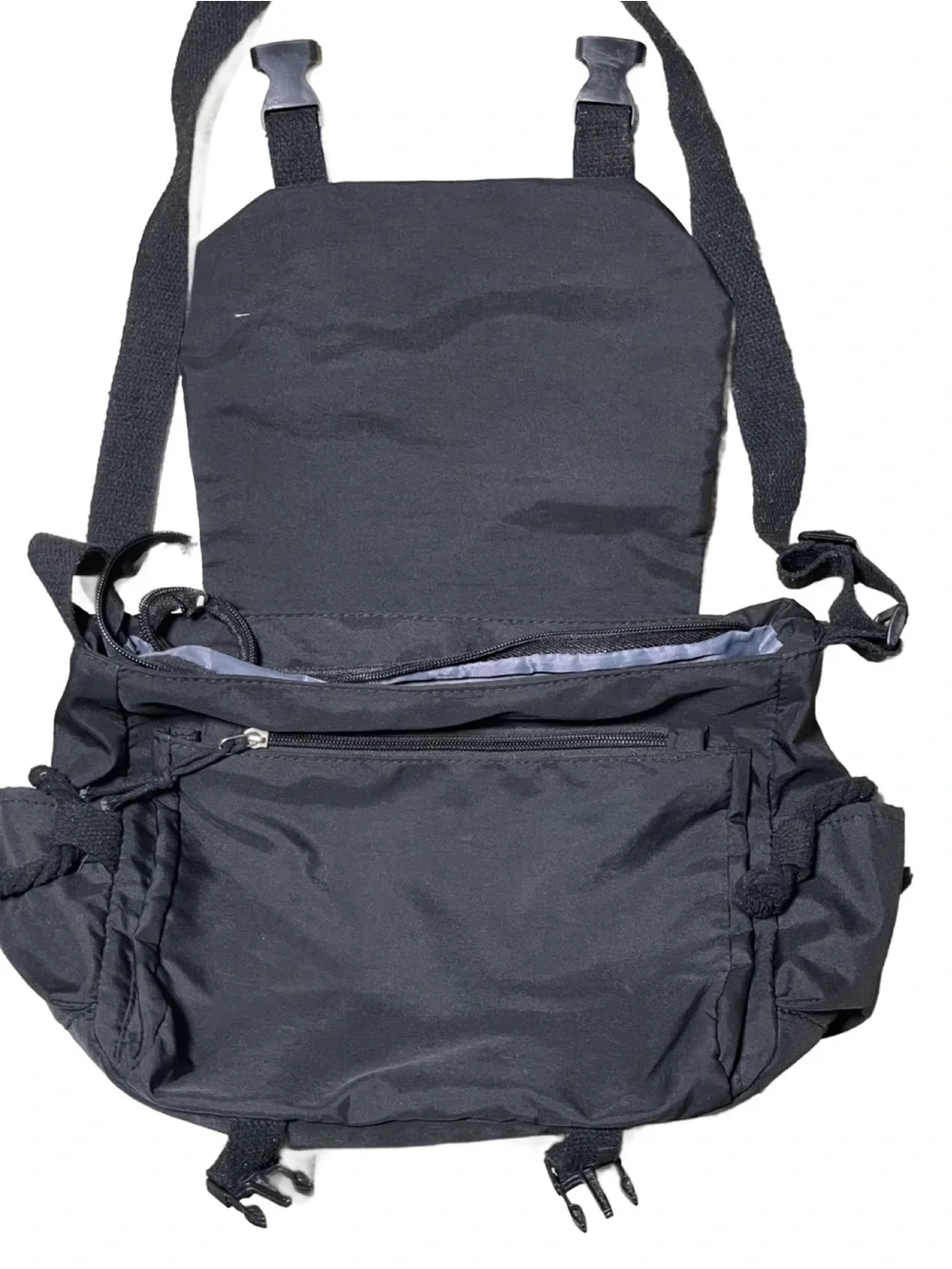 Lipano Black Nylon Adjustable Crossbody Messenger Bag w/Pins (Unisex)